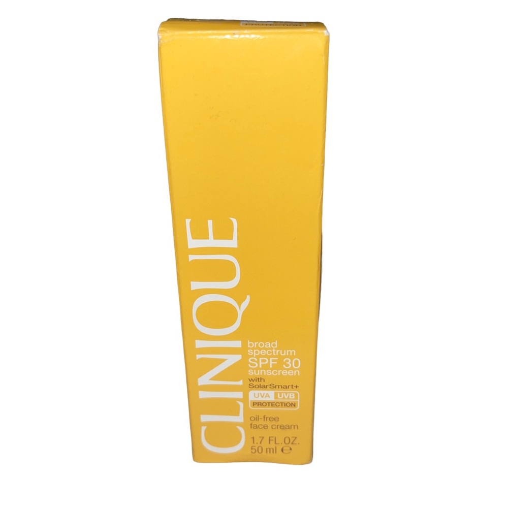 Clinique Broad Spectrum SPF30 Sunscreen SolarSmart Face Cream 1.7 fl oz